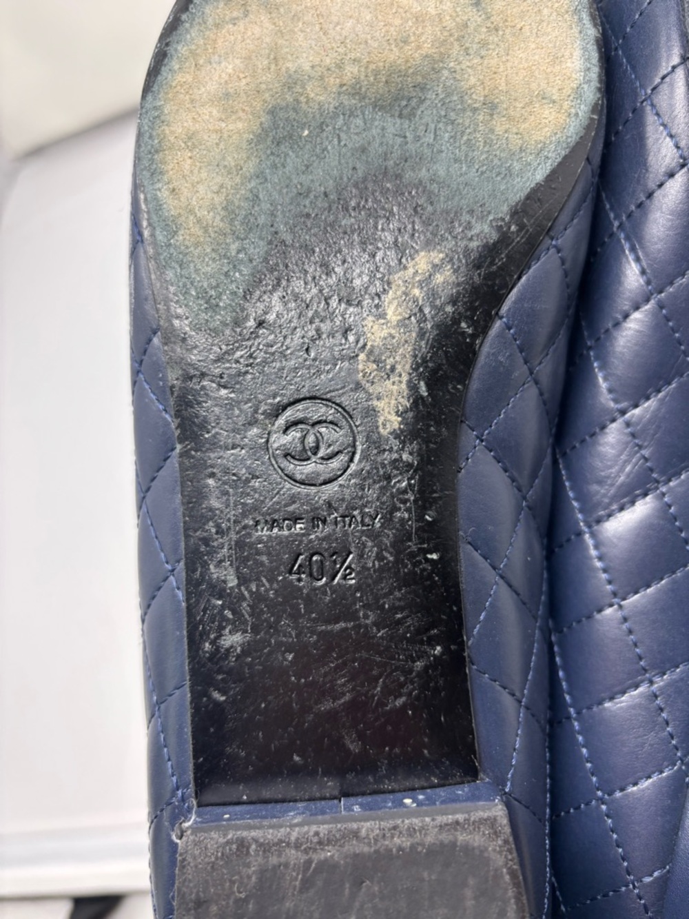 CHANEL blue and Black cap toe Flats Quilted Design Comfortable Everyday Wear - Picture 14 of 14